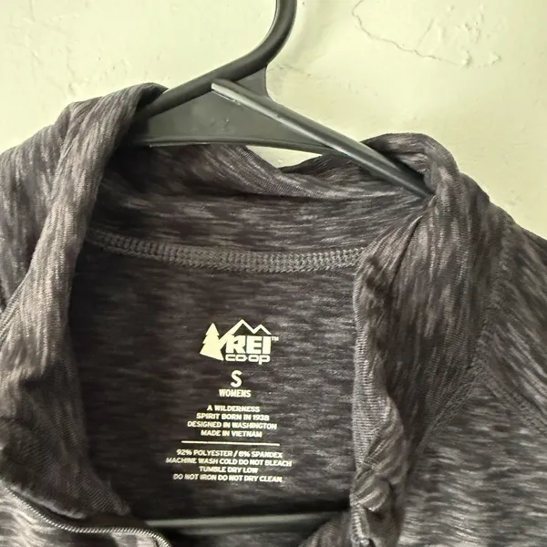 REI Co-op Pullover Womens Small Black Gray Long‎ Sleeve 1/4 Zip Stretch Athletic - Image 4