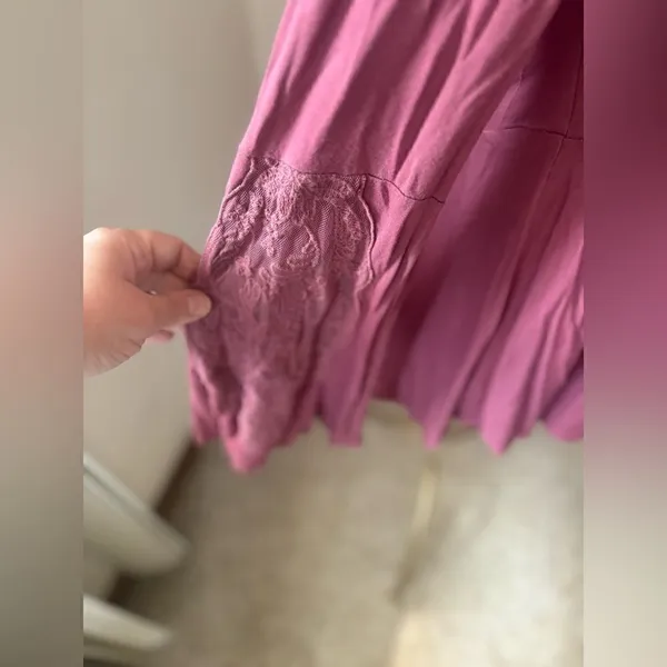American Eagle Soft & Sexy Lace Sleeve Top Size XS Cutout Back - Image 10