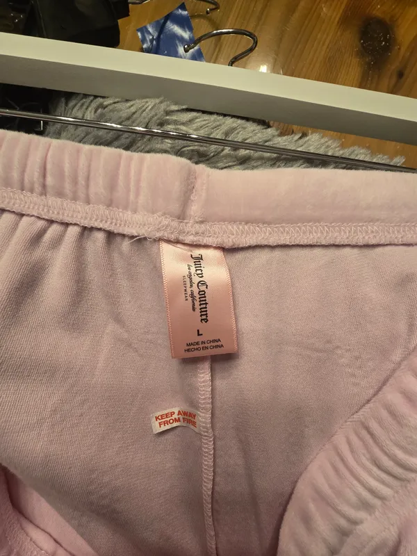 Juicy Couture Pink Velvet Logo-Studded Track Pants And Top Large - Image 5