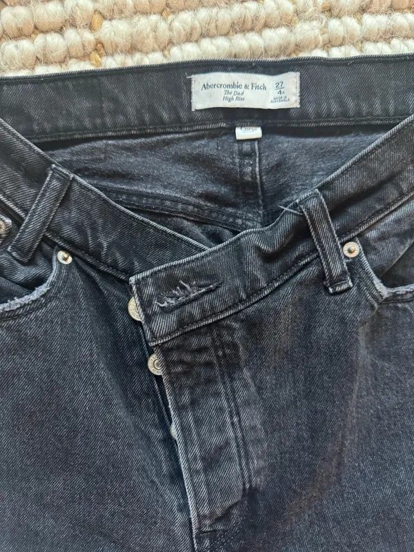 Abercrombie Jeans - Image 2