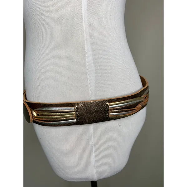 Fossil Gold Silver Wide Leather Belt Sz Medium - Image 2