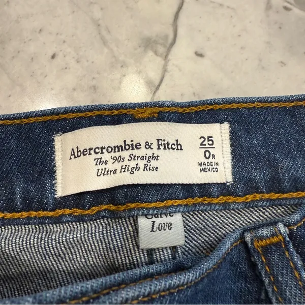 Abercrombie & Fitch The ‘90s Straight Ultra High Rise Jeans Dark Wash - Image 8