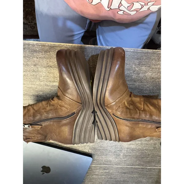 Miz Mooz Zuzu Wedge Leather Bootie In Brown‎ New Size 40 US 9-9.5 - Image 5