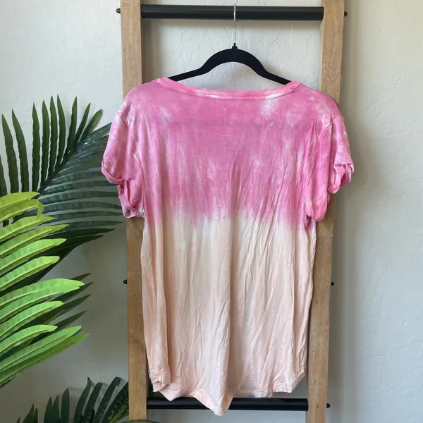 American Eagle Pink Ombre Soft & Sexy V-Neck Pocket Tee - Image 4