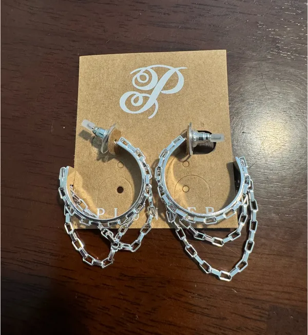 Silver Chain Hoop Earrings - Image 2