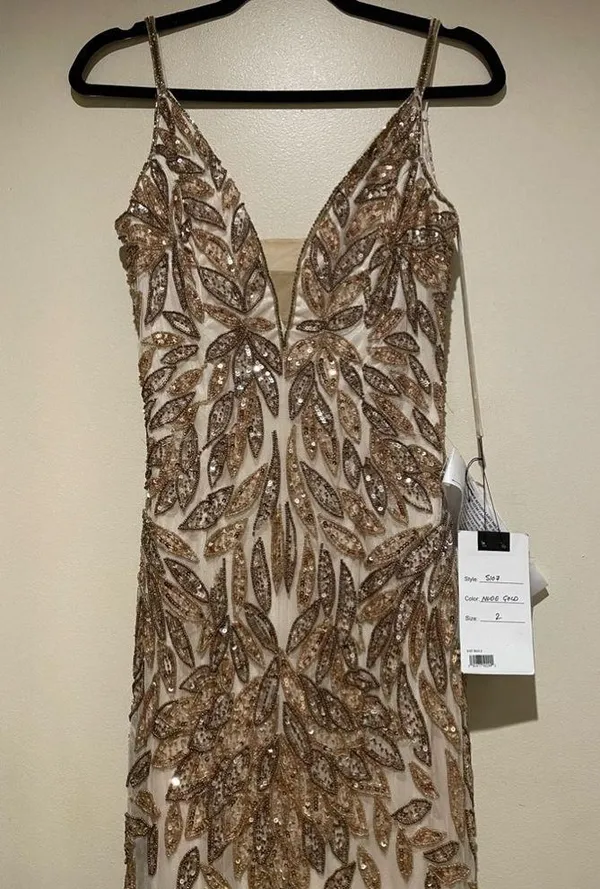 NWT Mac Duggal Style 5107 Plunging Neckline Sequins Gown Dress Gold Nude Size 10 - Image 6