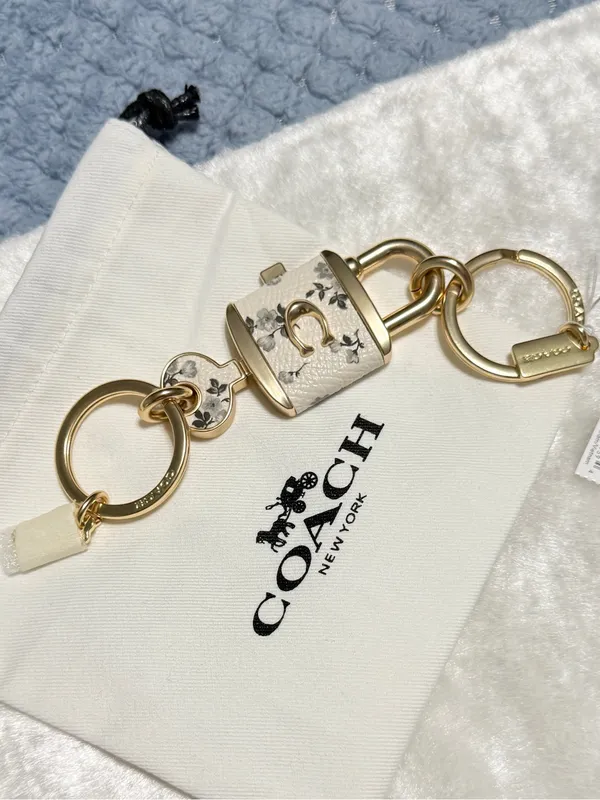 Coach keychain for women, key ring, lock, bag charm, leather floral pattern-RARE - Image 2