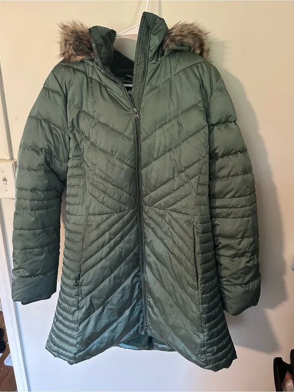 Land’s End plush puffer coat metallic green - Image 2