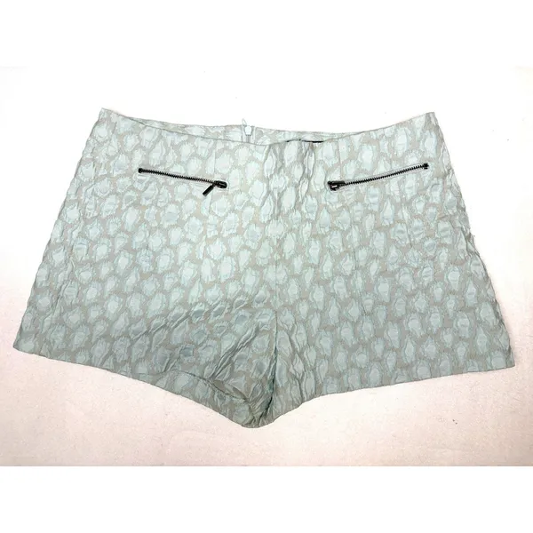 Zara Basic Blue Jacquard Animal Print High Rise Shorts Size Large Zipper Detail - Image 2