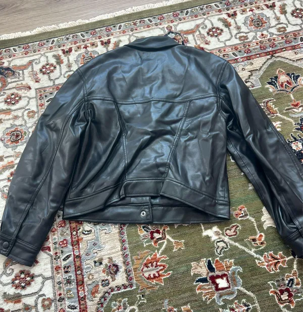 Abercrombie Faux Leather Black Jacket - Image 3