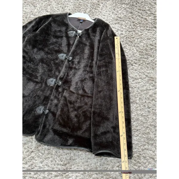 NWT Universal Thread Women Black Faux Fur Toggle Jacket Coat Pockets Size XL - Image 12