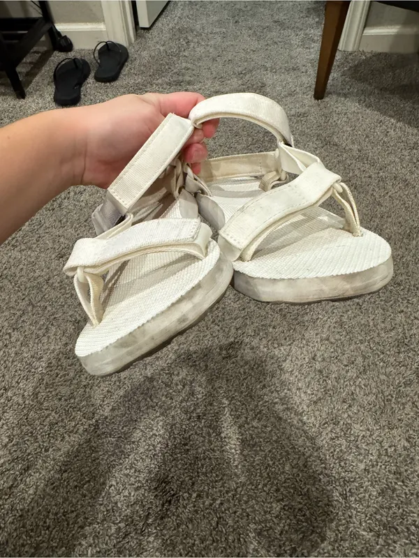 Teva White Women’s Sandals - Image 4