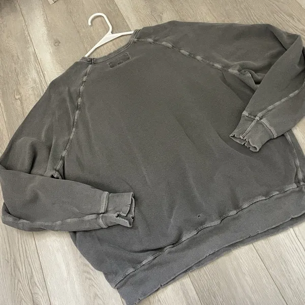 The Great. Sweatshirt crewneck distressed raglan unisex Gray (medium) loungewear - Image 4