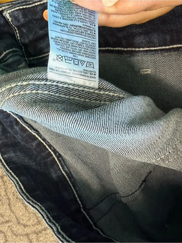 Old Navy Extra High-Rise Sky-Hi Wide Leg Dark Wash Jeans - Image 6