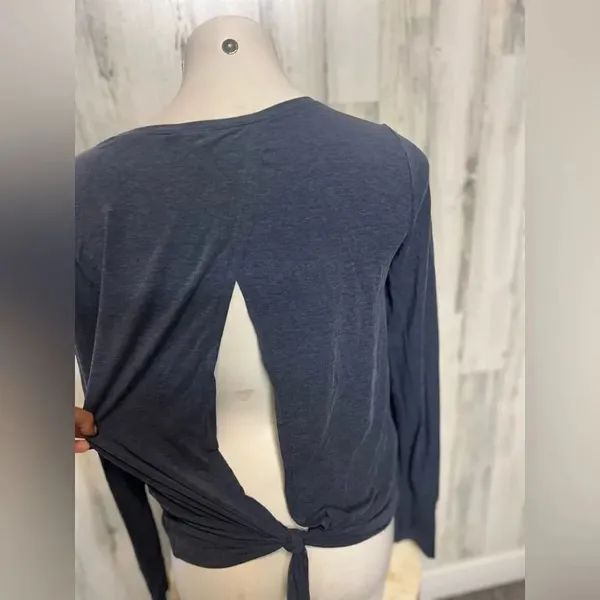 Long sleeve  - Image 2