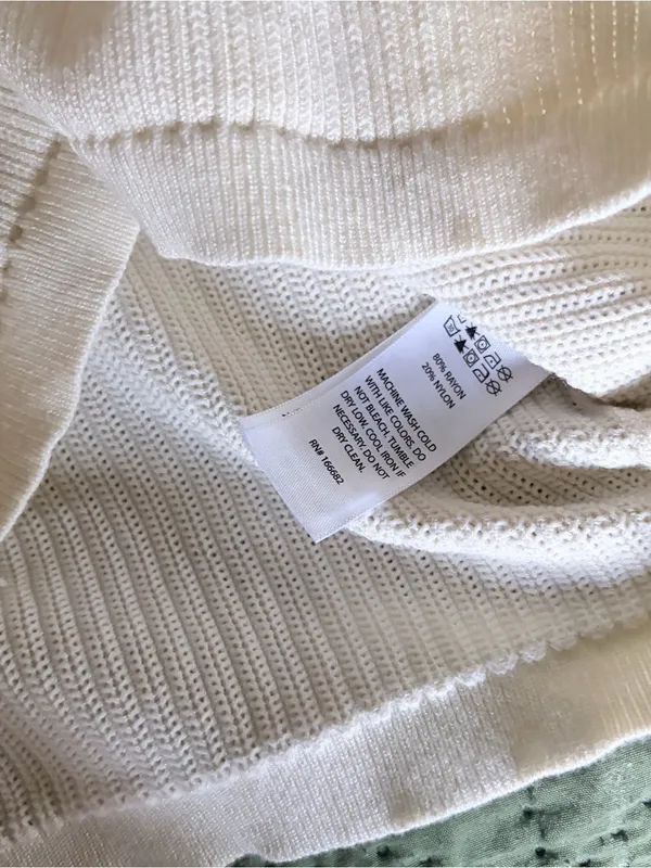 EVEREVE White Ribbed Mock Neck Contrast Stitch Sweater Size S - Image 7