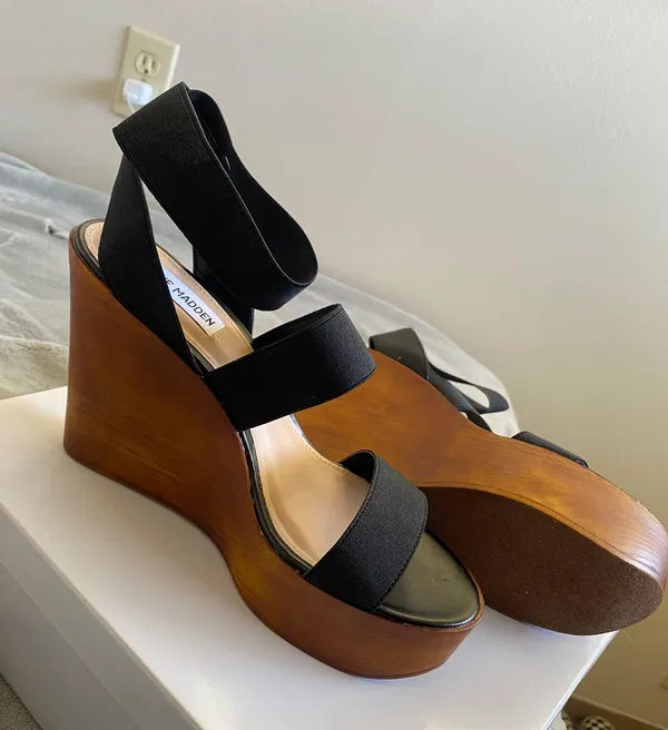 Steve Madden Blondy Black Wedge - Image 5