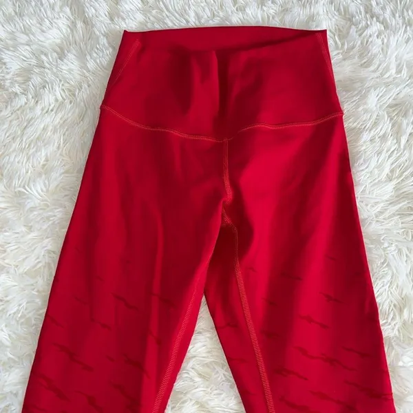Lululemon Lunar New Year 2023 Wunder Under HR Legging 25” Dark Red Size 4 EUC - Image 6