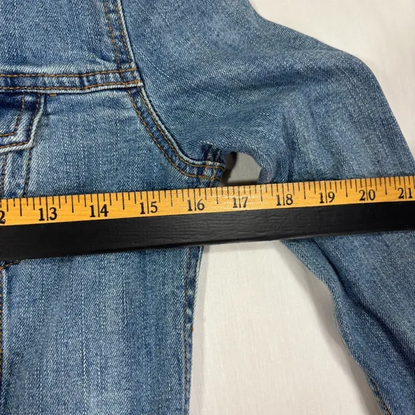 Old Navy‎ Women's Denim Jacket Medium Wash Classic Trucker Casual Sz S - Image 5