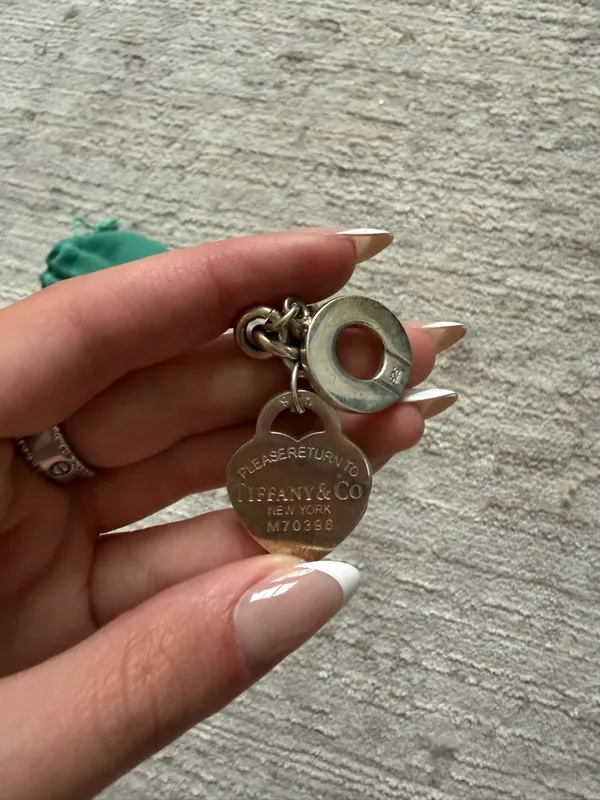 Tiffany & Co. Sterling Silver Toggle Charm Necklace with Teal Pouch - Image 5