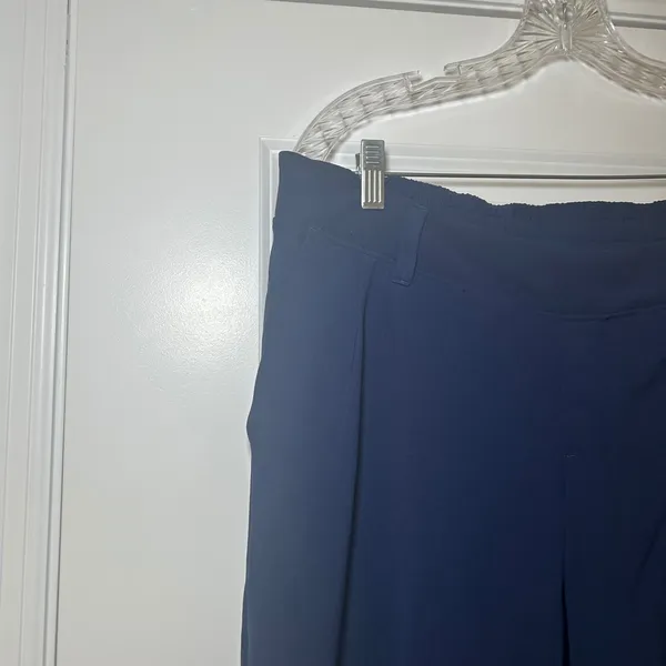 Gap Maternity Navy Blue Wide Leg Versatile Trousers Pants Medium Regular comfy - Image 2