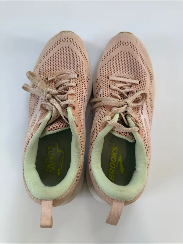Brooks Revel Women's Blush Pink with Mint Liner Athletic Sneakers - Image 3
