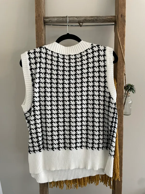 Princess Polly Sweater Vest - Image 2