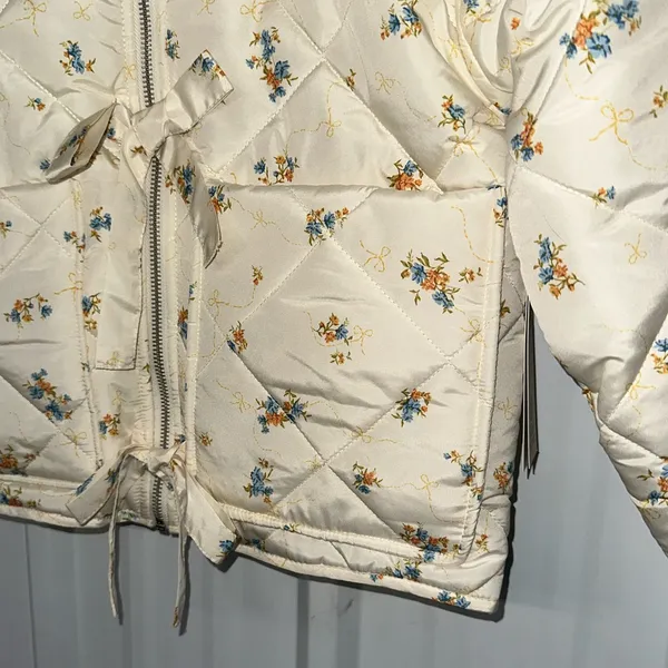 No Boundaries Floral Quilted Bow Jacket Cottagecore Coquette Cropped Puffer NWT - Image 5
