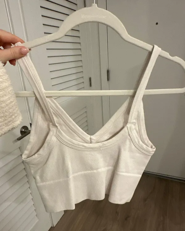 White tank top - Image 2