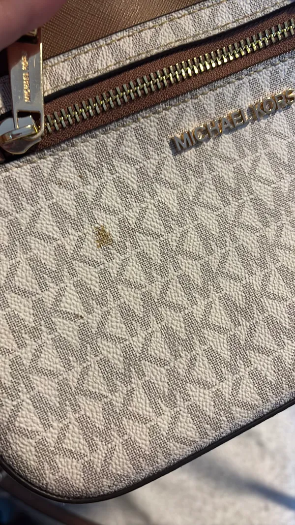 Michael Kors Purse & Wallet - Image 4