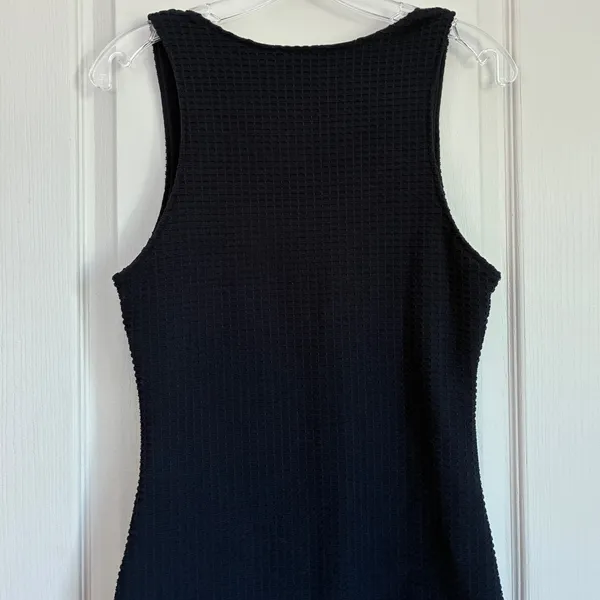 ASTR Navy Blue Waffle Knit V-Neck Tulip Hem Bodycon Dress‎ ADR93825 WMN's M NWT - Image 9