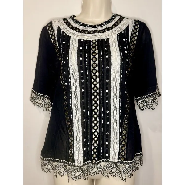 Vanessa Virginia Anthropologie 'Bonnie' Eyelet Top Black White Sheer Size 4 GUC! - Image 2