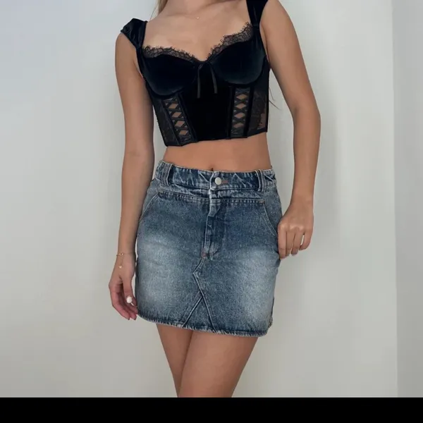 Victoria's Secret Bustier Velvet corset top - Image 6
