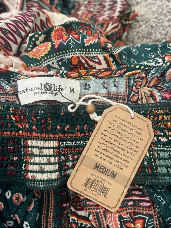 NWT Women’s Natural Life Golden Eye Wide Leg Paisley Patchwork Jumpsuit Size M - Image 12