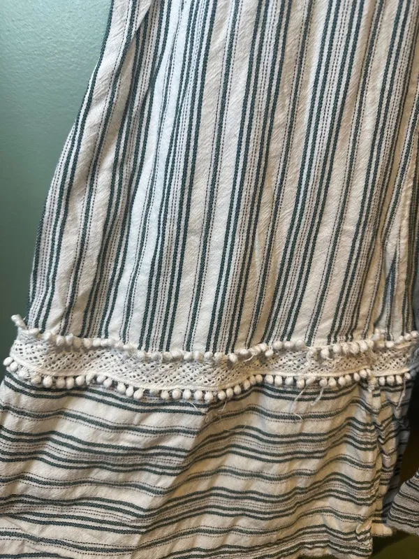 Tigerlily Super Wide Bell Bottom Pants Size 4 Striped Boho festival y2k fairy - Image 2