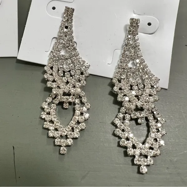 Mod Glam Rhinestone Chandelier Earrings Silver Tone Statement Dangle OS - Image 2