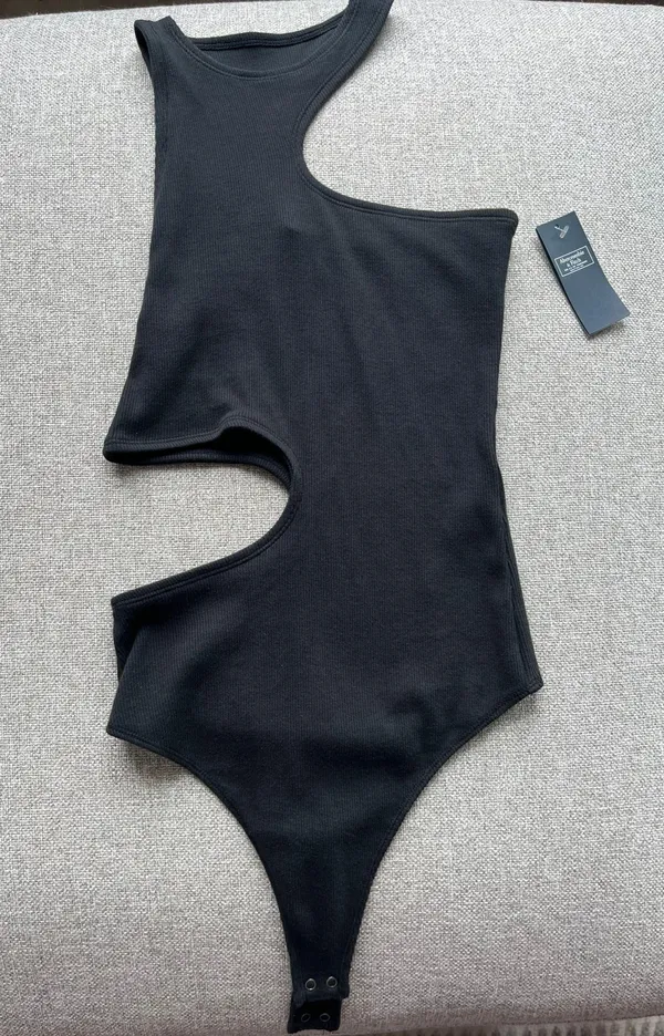 NWT  Bodysuit - Image 3