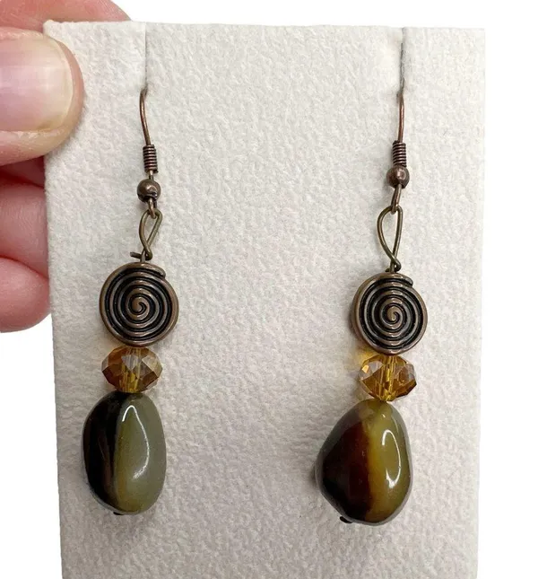 Natural Stone & Antiqued Brass Swirl Amber Faceted Bead Dangle Pierced Earrings - Image 4