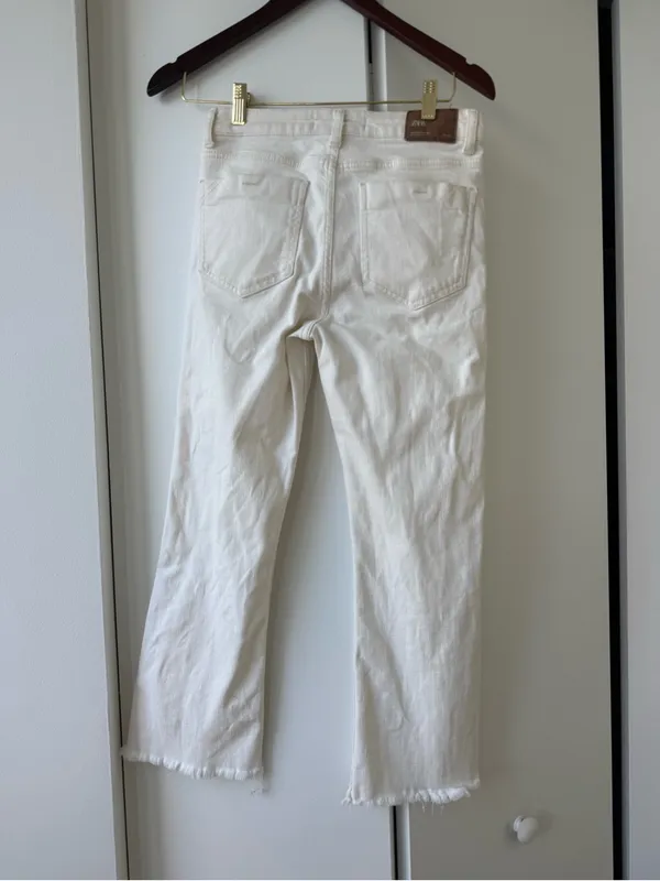 Zara white cropped flare jeans with a raw, frayed edge hemline - Image 2