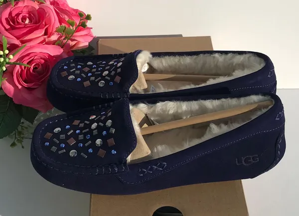 UGG Ansley Stud II - Image 2
