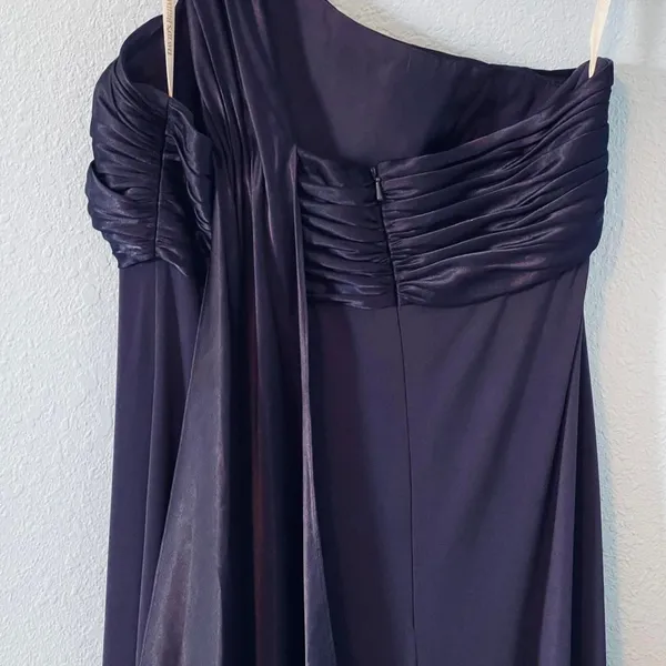 David's Bridal One-Shoulder Maxi Dress Deep Purple Goth - Image 6
