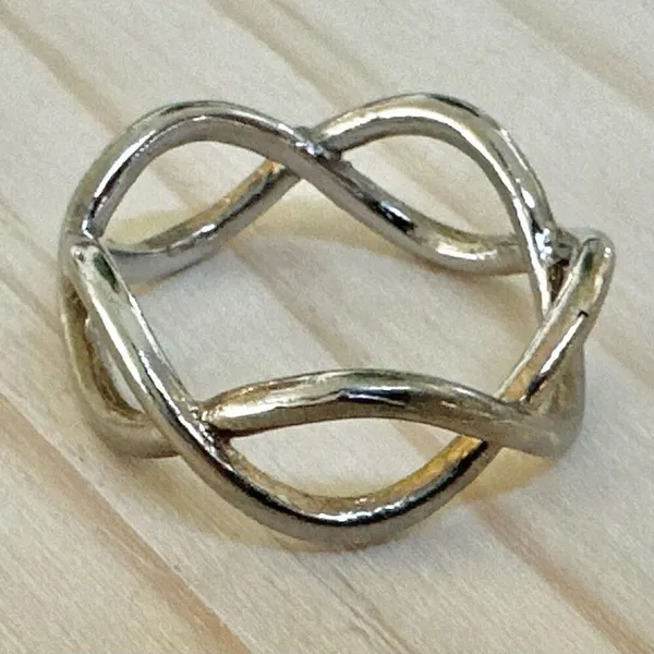 Infinity Twist Band Ring - Image 8