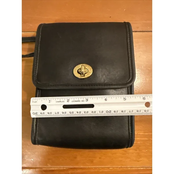 Vintage 90s Coach Black Leather Scooter Crossbody Bag 9893 Turn Lock Hang Tag - Image 14