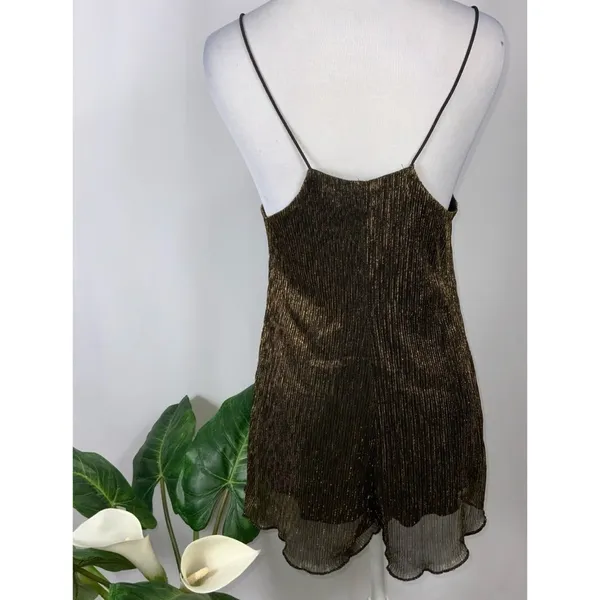Honey Punch Spaghetti Strap Black & Gold Metallic Romper Small - Image 3