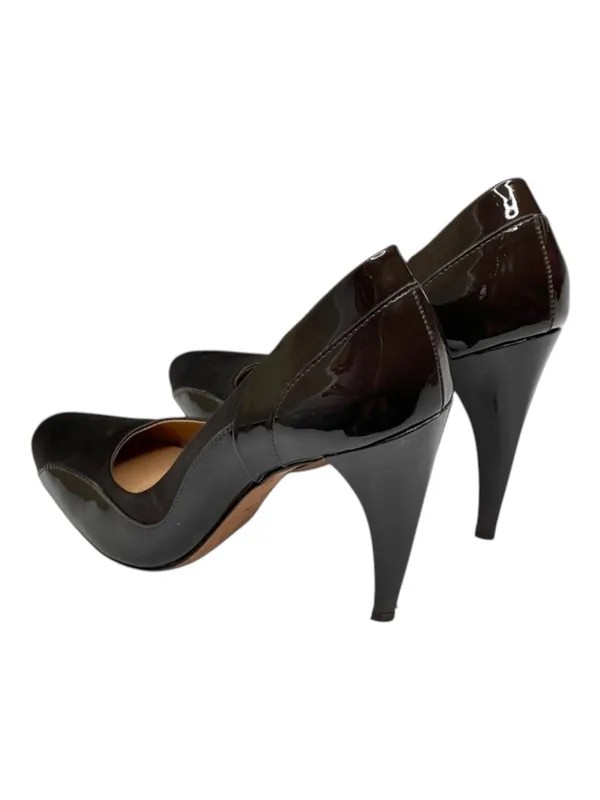 BCBG MaxAzria 𑁍 Shiny Patent Leather + Satin Pumps Carved Heels 𑁍 Cocoa 8.5 𑁍 - Image 5