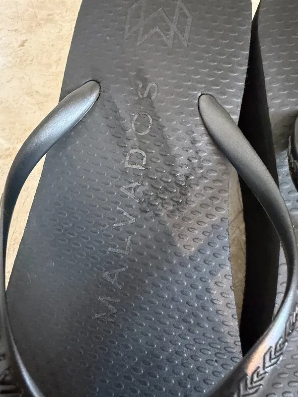 MALAVADOS Luxury Heeled Flip Flops Sandals Black Size 8 - Image 3