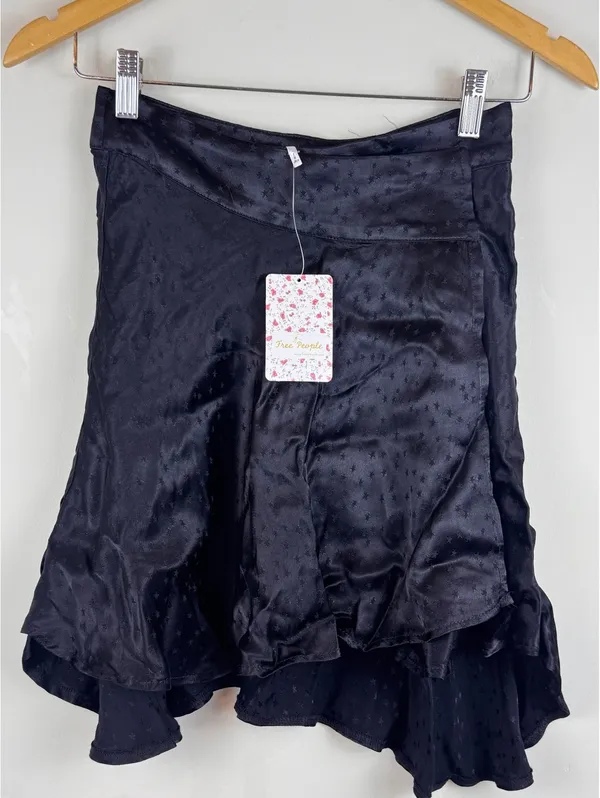 Free People Starstruck Black Satin Jacquard Star Ruffle Wrap Mini Skirt NWT 0 - Image 7