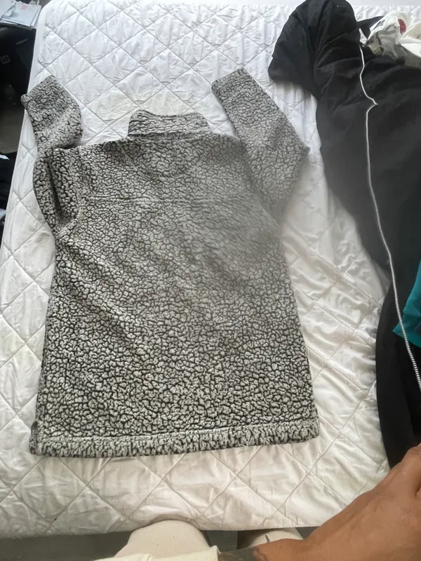 Women Size XL Pullover Fleece Gray - Image 3
