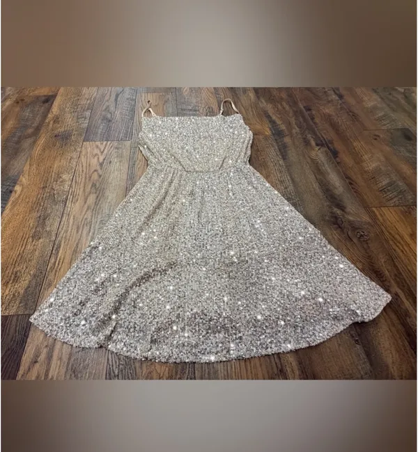 SO Party Dress Champagne Sequins Spaghetti Strap, Size Medium, Dance Cocktail - Image 3