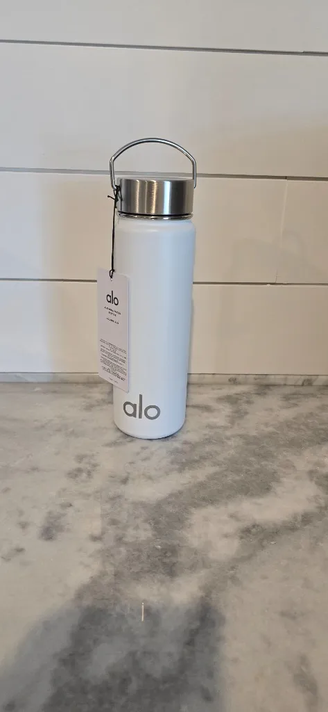 Alo Yoga White Water Bottle - Image 3